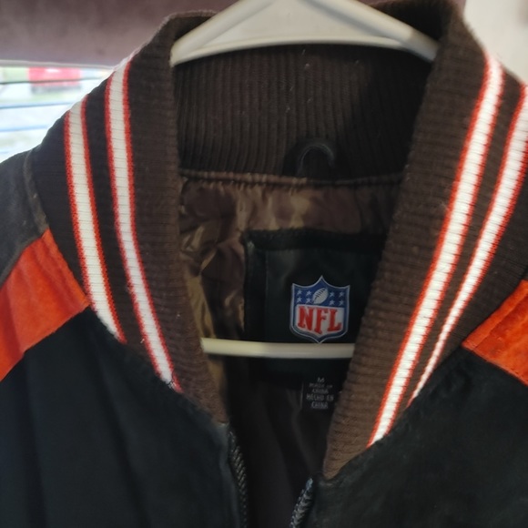 Cleveland Brown Jacket - Picture 5 of 10